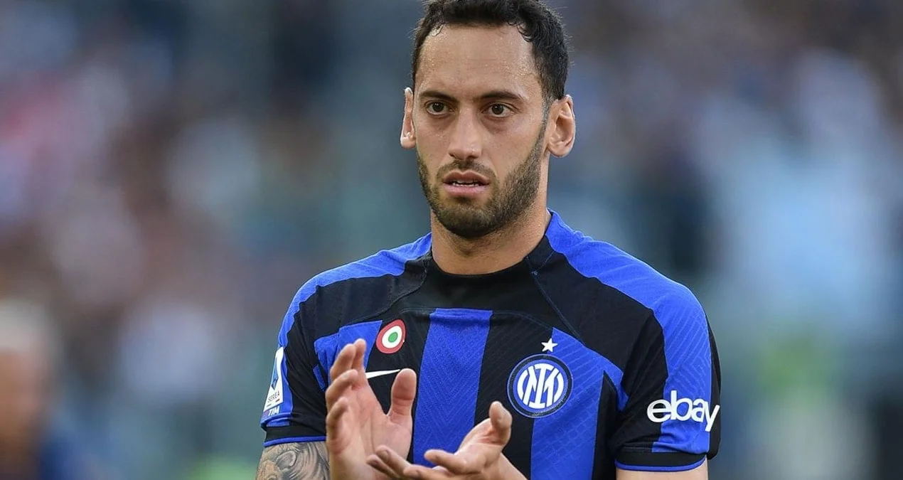 Hakan Çalhanoğlu Qalatasaraya zərbə vurdu