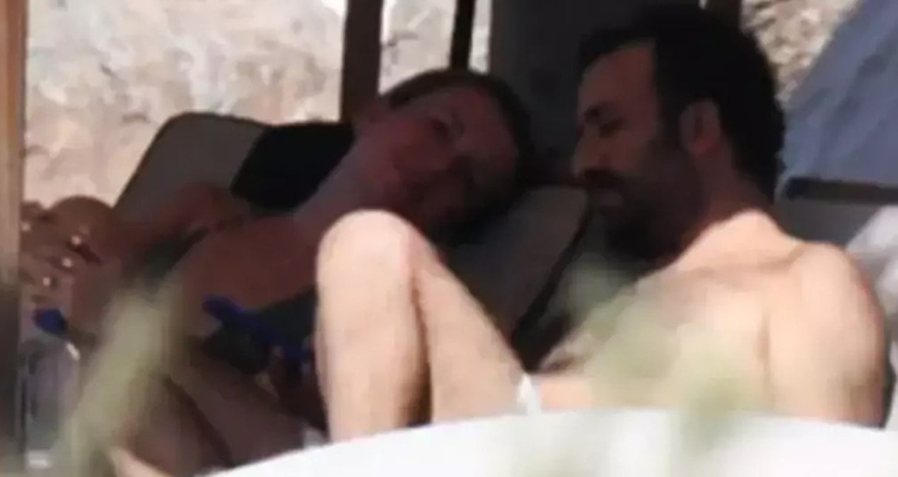 Hasan Can Kaya yeni sevgilisi ilə tətildə