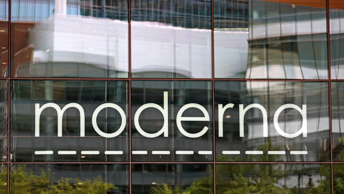 Vaksin bazarı belə məhv edilir