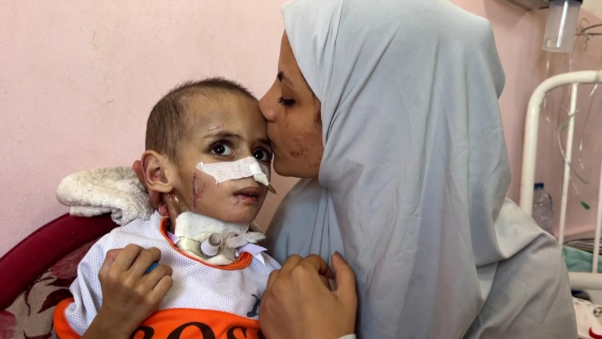 Qəzzada İsrail hücumu: 3 yaşlı uşağın vəziyyəti pisləşdi
