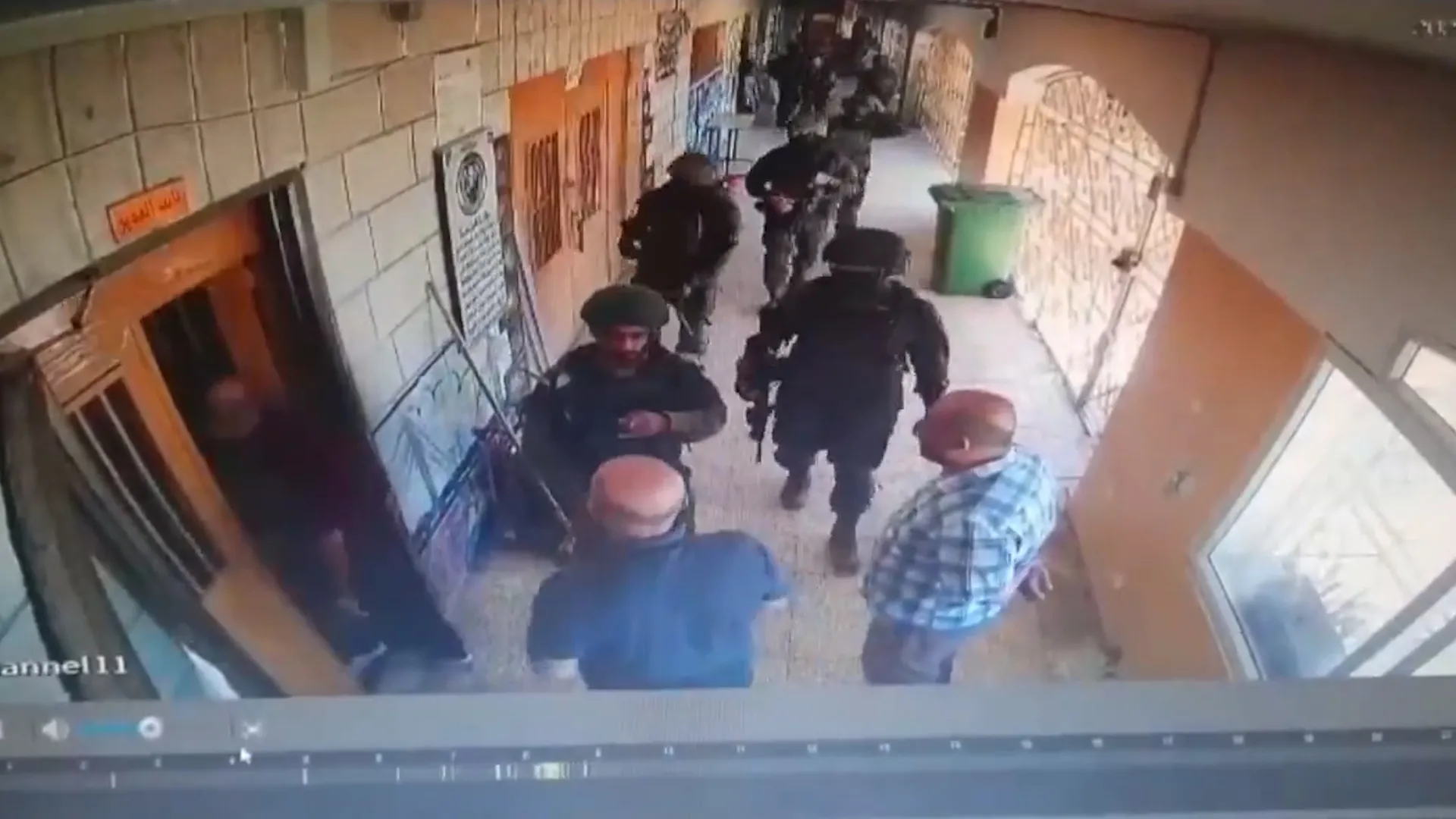 İşğal olunmuş İordan Qərb Sahili məktəbinə İsrail basqını