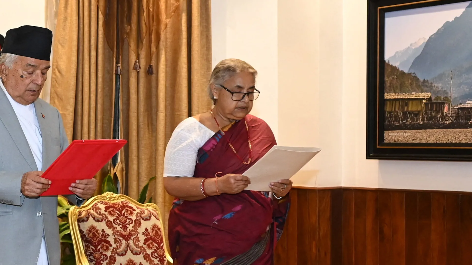 Nepalın yeni baş naziri: Sınaqlar və etirazlar