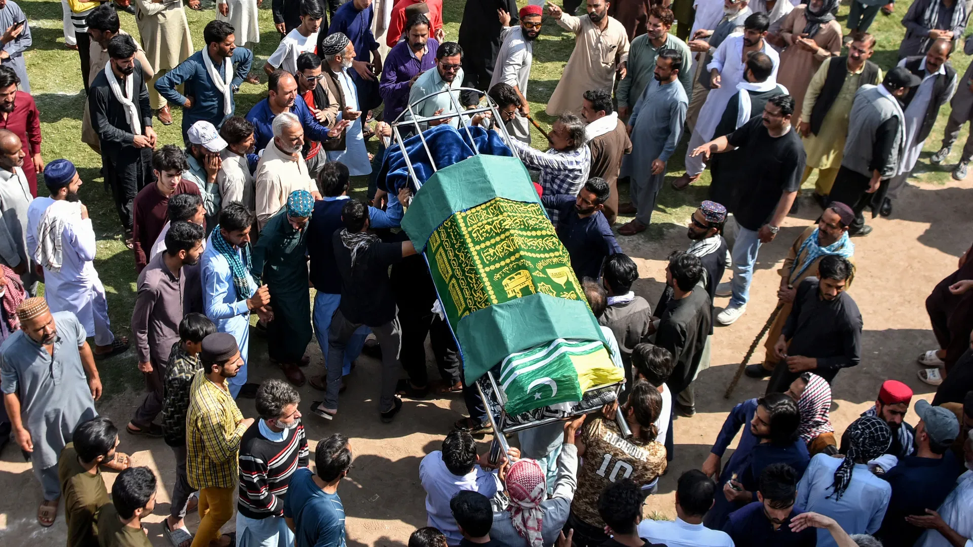 Pakistan Kəşmirində bahalıq etirazları can aldı