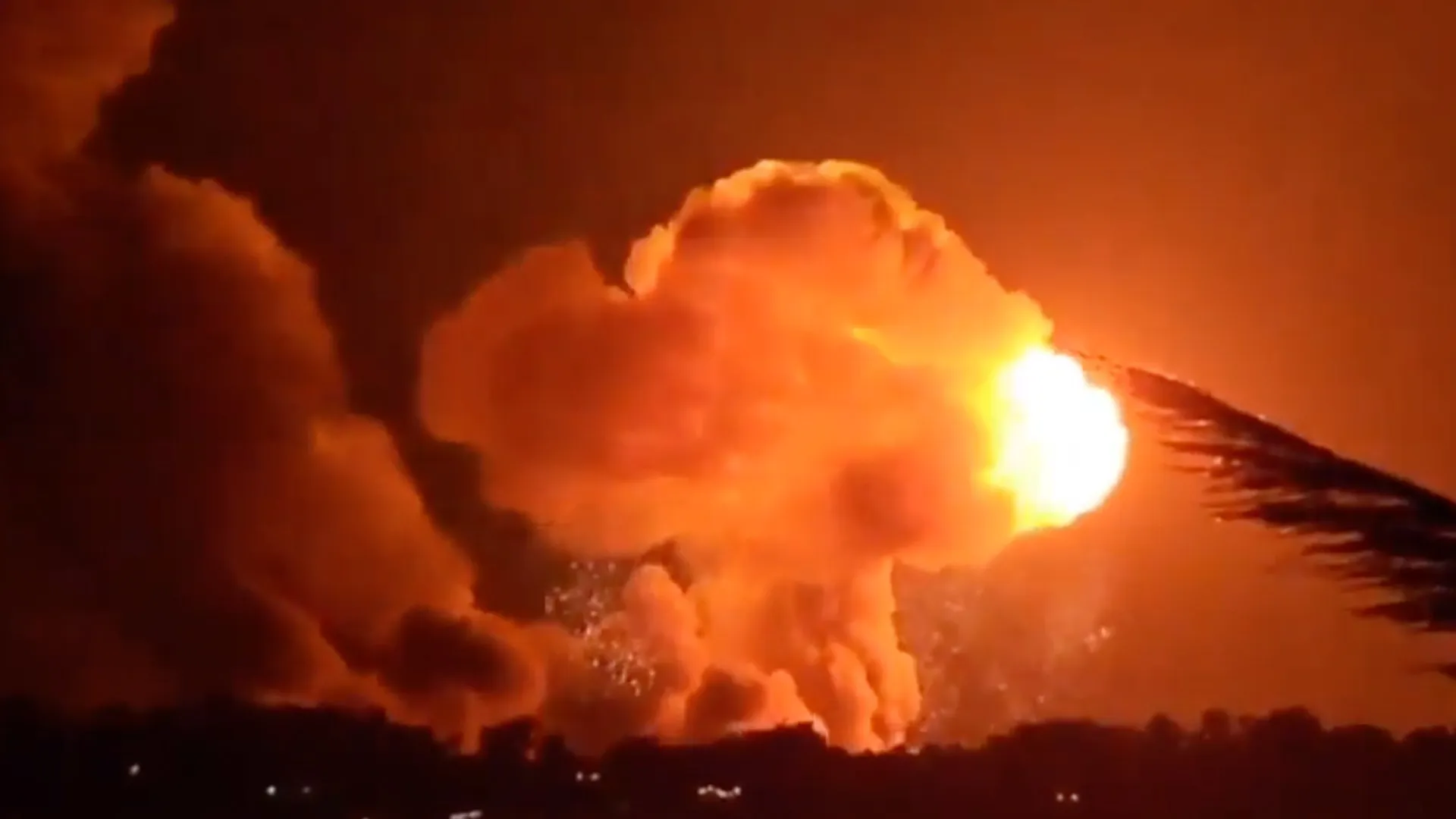 Atəşkəsə rəğmən İsrailin Livana kütləvi zərbələri