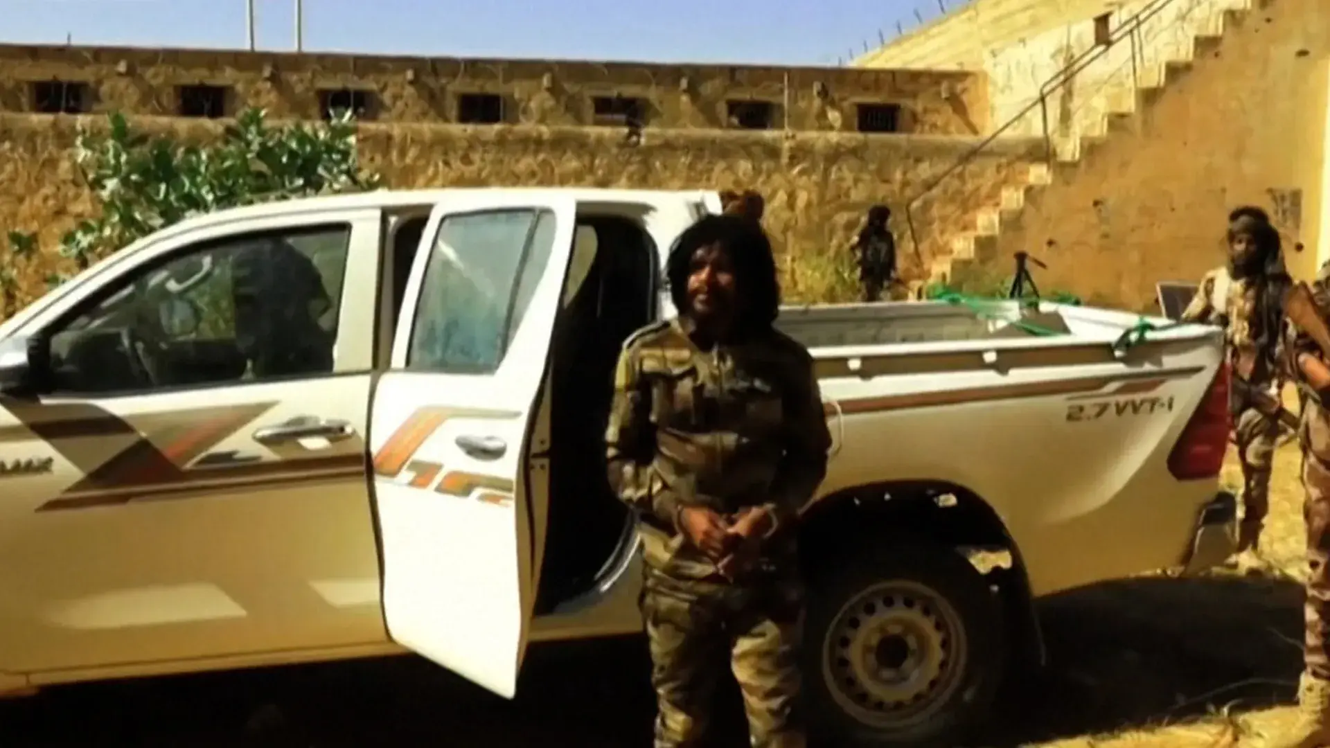 RSF Qanaət Yaratmaq Üçün Yalançı Həbslərə Əl Atır: Zülmlərin Üzərini Örtmək Məqsədi