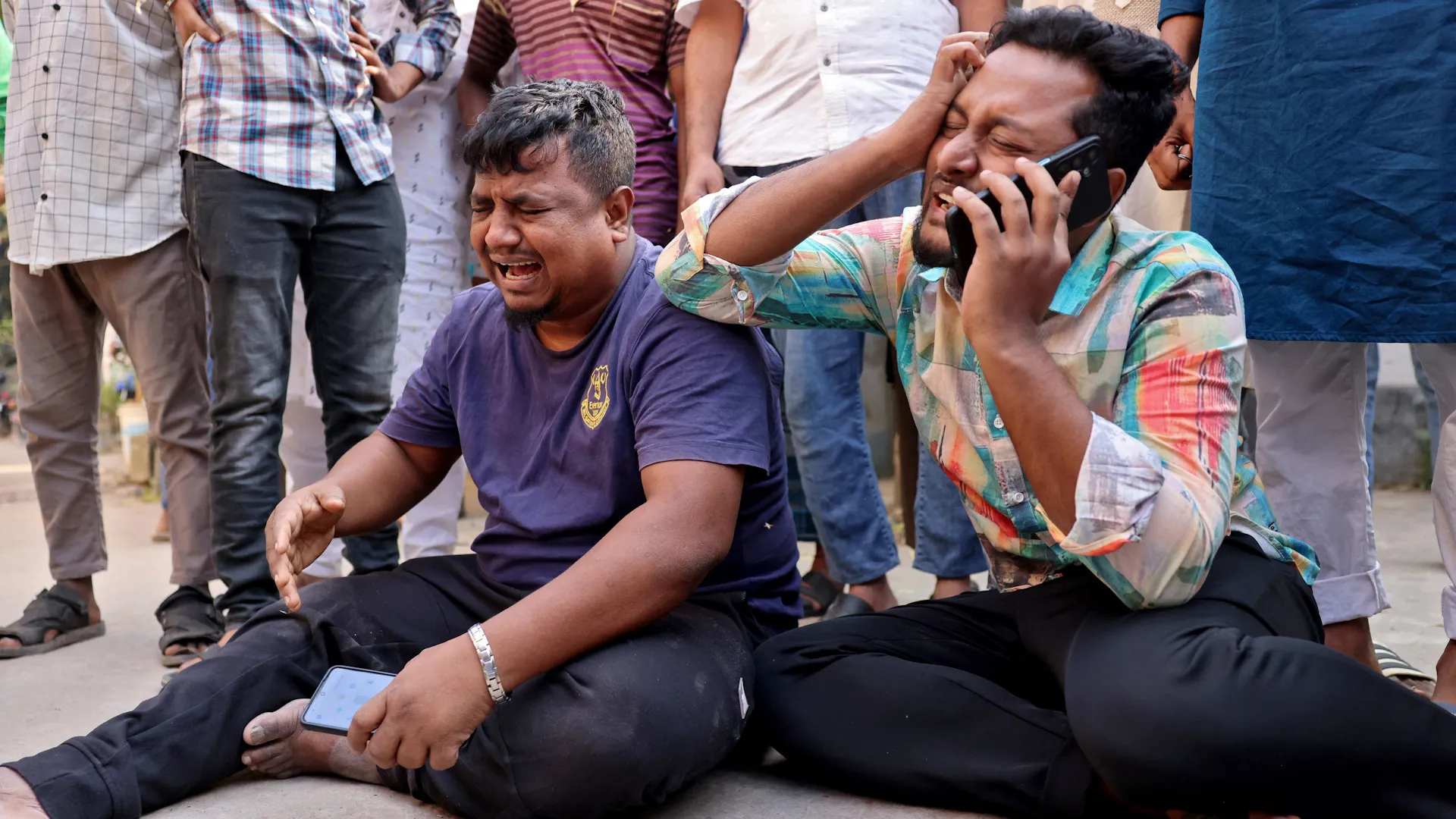 Banqladeşdə ölümcül zəlzələ yüzlərlə yaralı