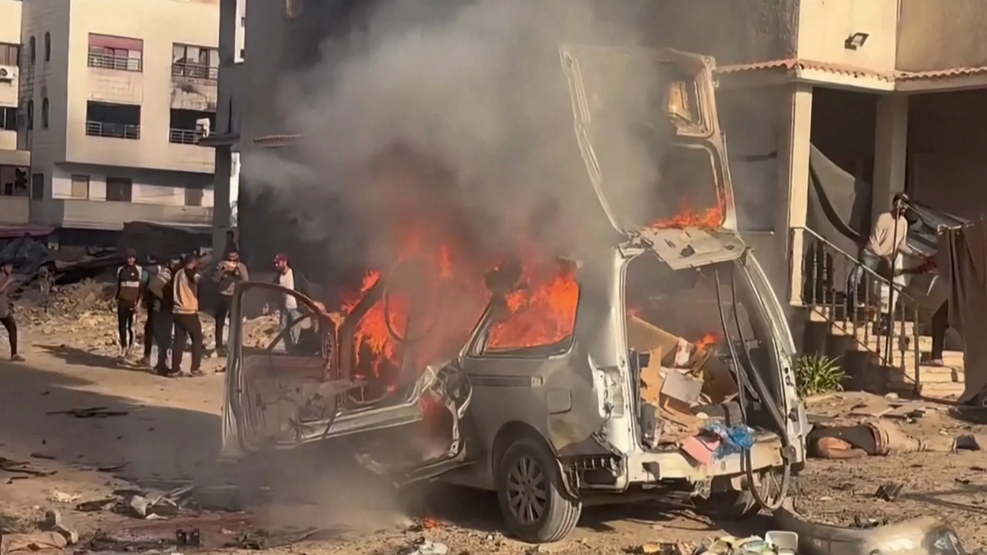 İsrail Qəzzaya yeni ölümcül hava zərbələri endirib