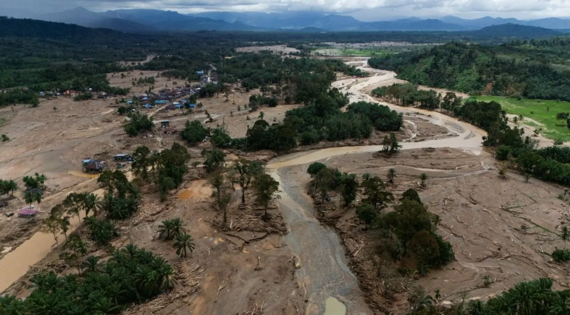 Cənub-Şərqi Asiya İqlim Böhranı Rekord Fırtınalarla Mübarizədə