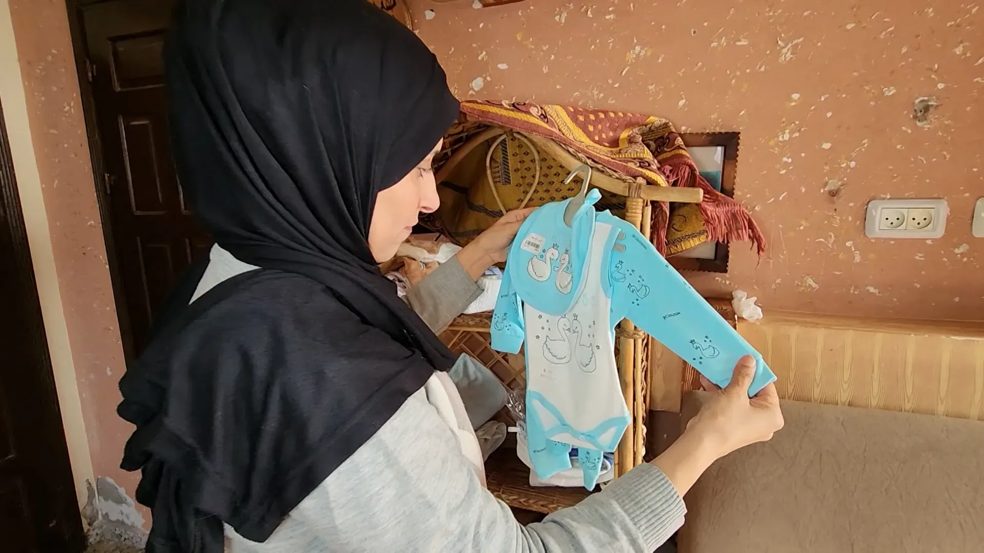 İsrailin Qəzza sonsuzluq klinikalarını məhv etməsi valideynlik arzularını sildi