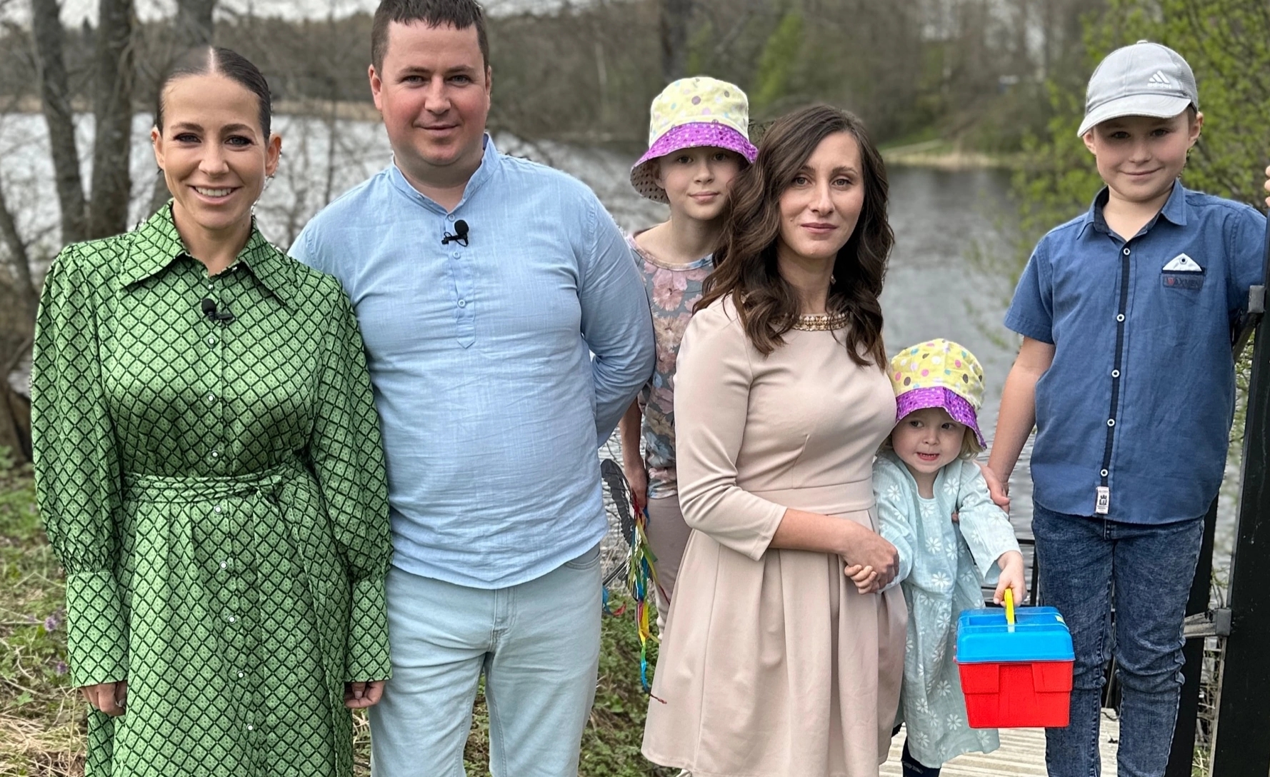 Birinci Kanal Yuliya Baranovkayanın verilişində iki Kostroma ailəsini yayımladı