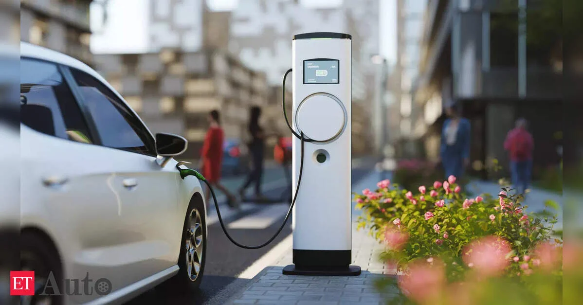 İyun 2025: Elektrikli Avtomobillər 90%, Avtobuslar 292% Artıb
