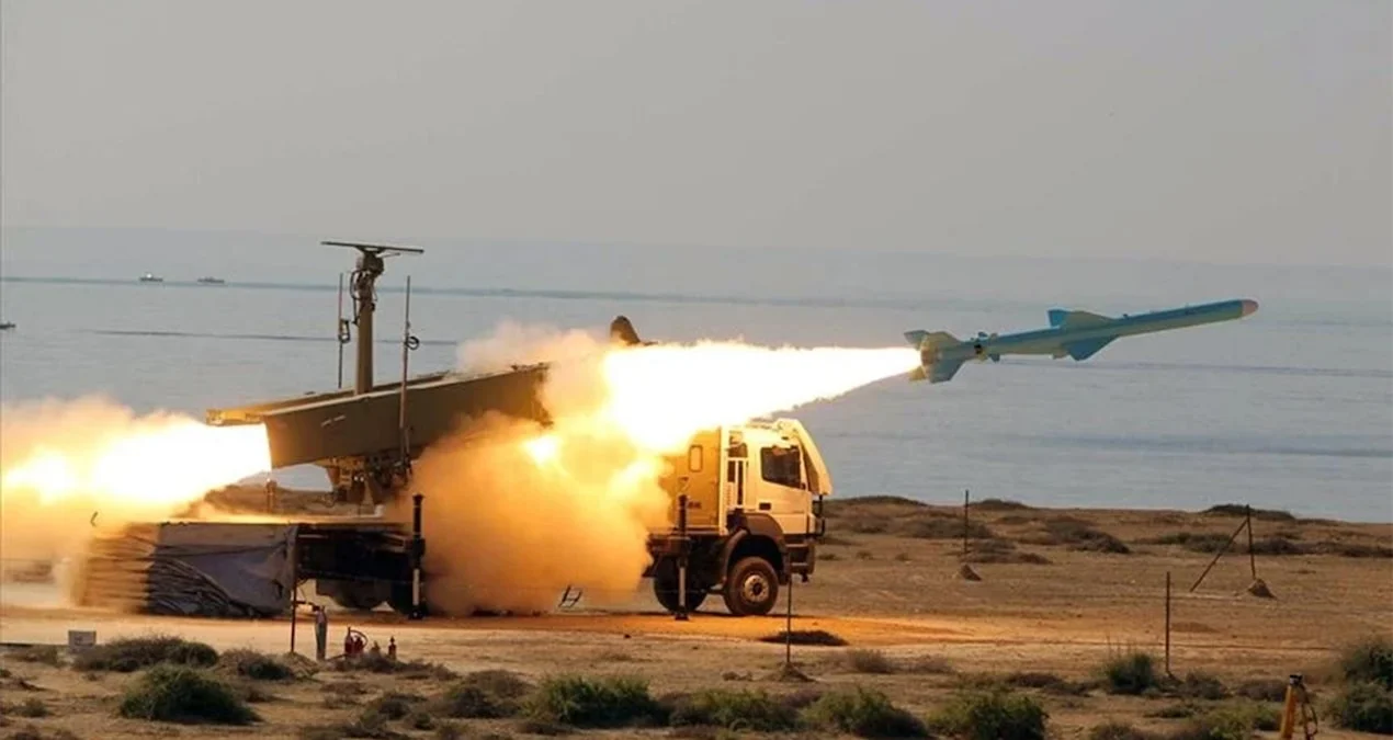 İran İsrail və ABŞ-a məxsus hədəflərə qarşı yeni raket və pilotsuz uçuş aparatı hücumları gerçəkləşdirdi