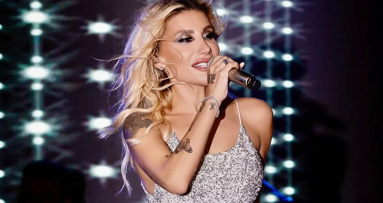 Məşhur müğənninin ilk ev sevinci: "İnanılmazdır!"