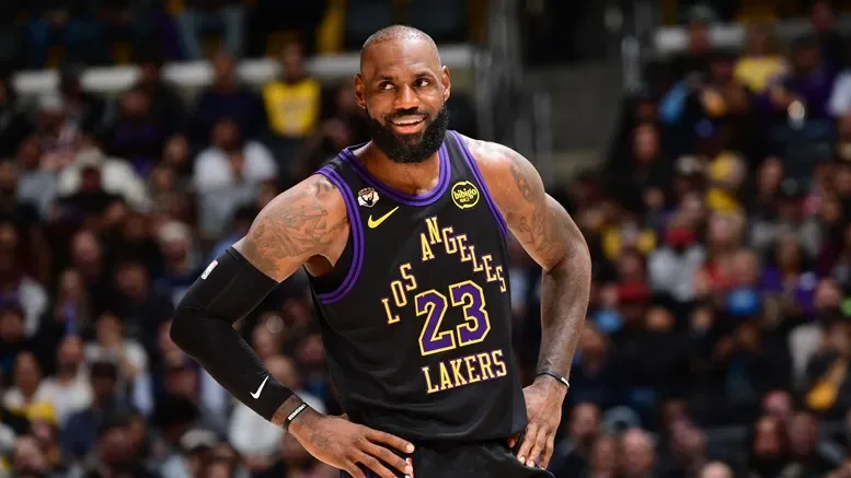 LeBron Ceyms karyerasında ilk dəfə mövsümün mükafatlarından kənarda qaldı