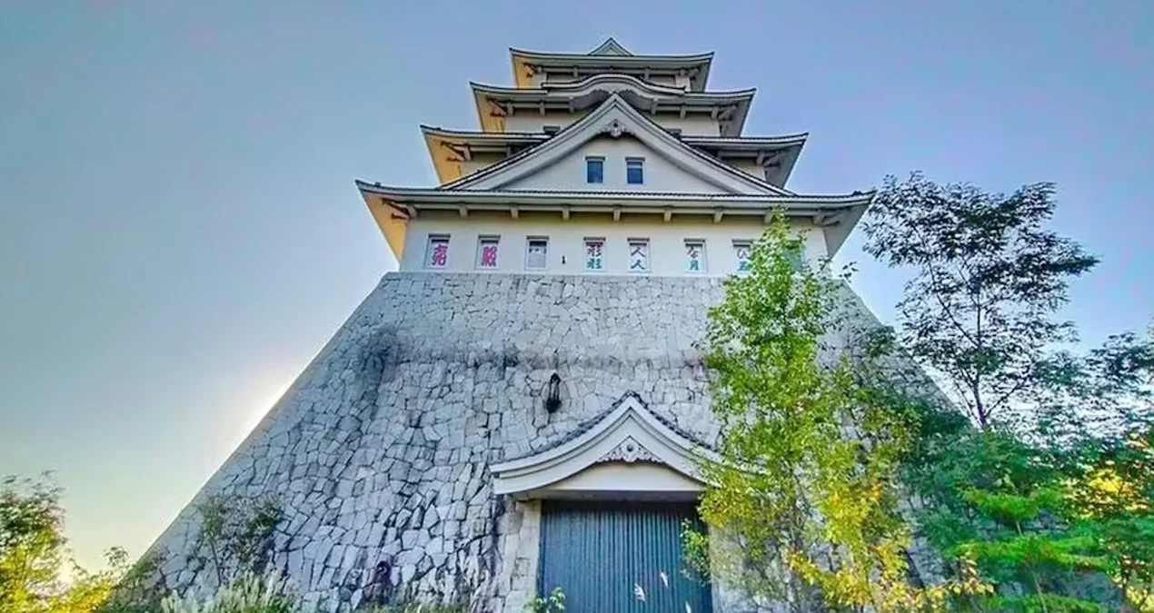 İstanbulda 1+1 mənzilin qiymətinə Yaponiyada altımərtəbəli qala satışa çıxarılıb: Bənzərsiz fürsət!