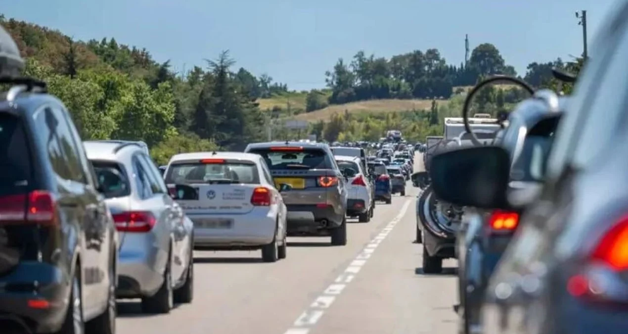Avropanı bürüyən yanacaq böhranı: Hollandiyalılar daha ucuz benzin üçün Belçikaya üz tutur.