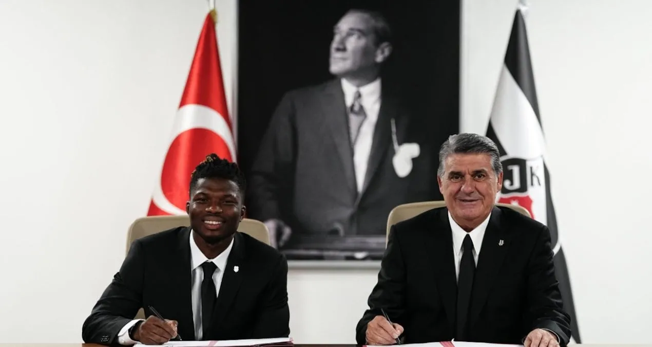 Beşiktaş El Bilal Toure ilə müqavilə bağladı