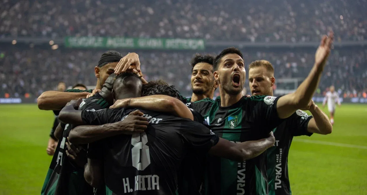 Qalatasarayın məğlubedilməzliyi Kocaelisporda bitdi