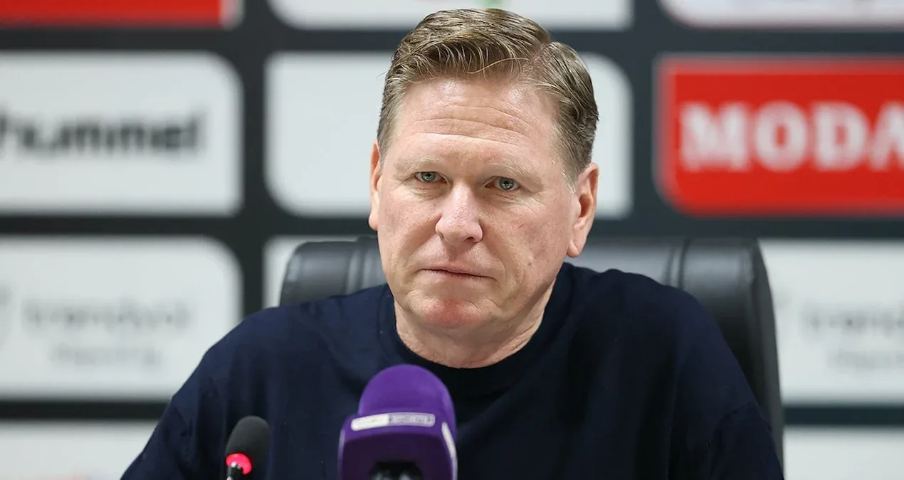 Markus Gisdol qol vurmağı unutduqlarını dedi