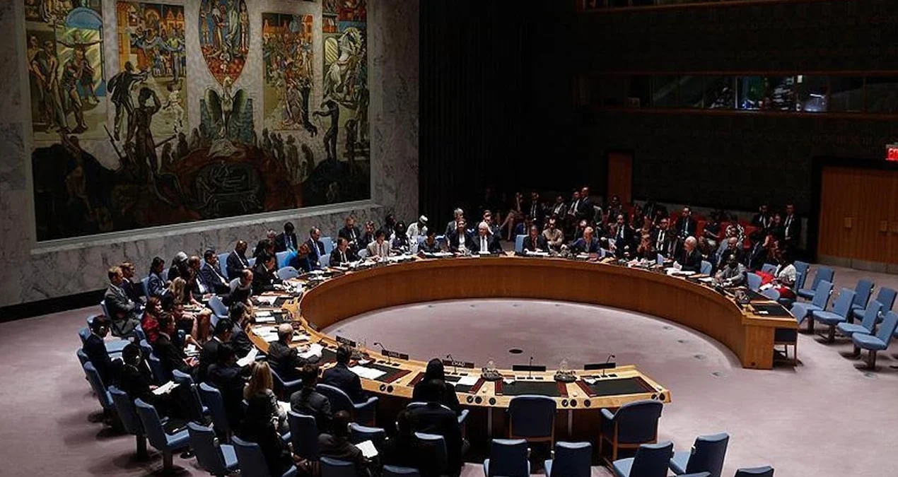 Birləşmiş Millətlər Təşkilatının Təhlükəsizlik Şurası İranın raket zərbələrini qınadı; Moskva və Pekin səsvermədə bitərəf mövqe tutdu