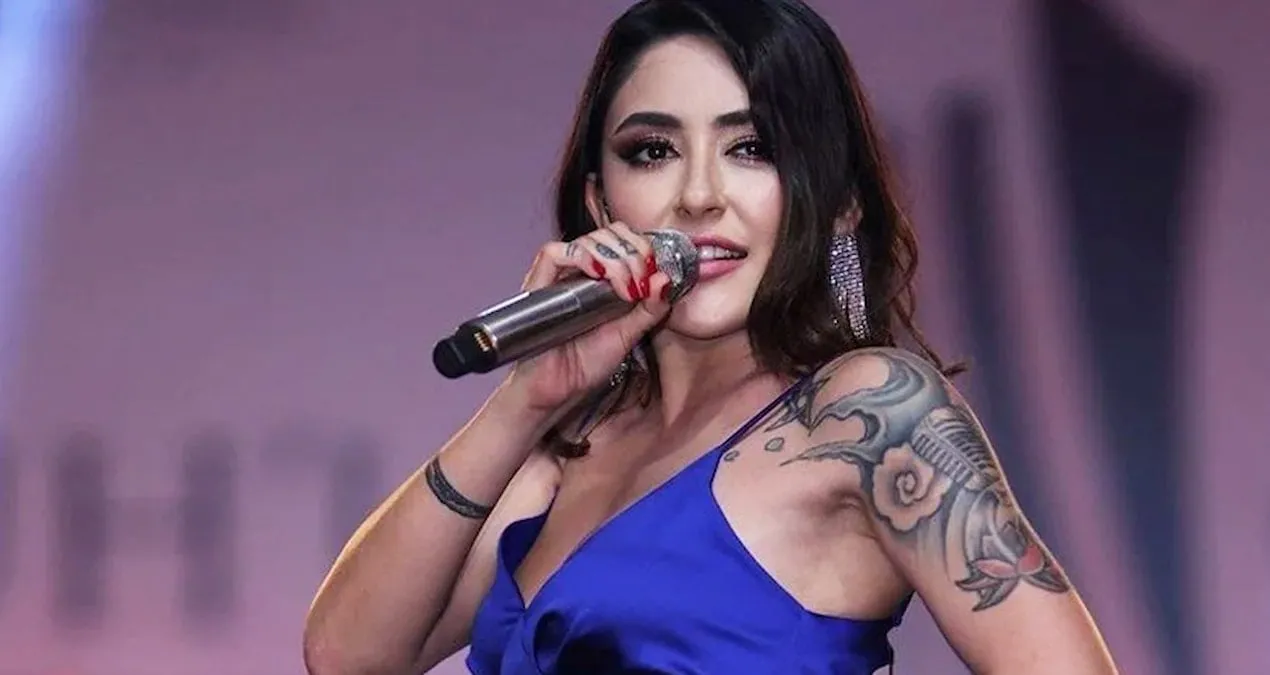 Melek Mosso da təcavüzə uğradığını açıqladı