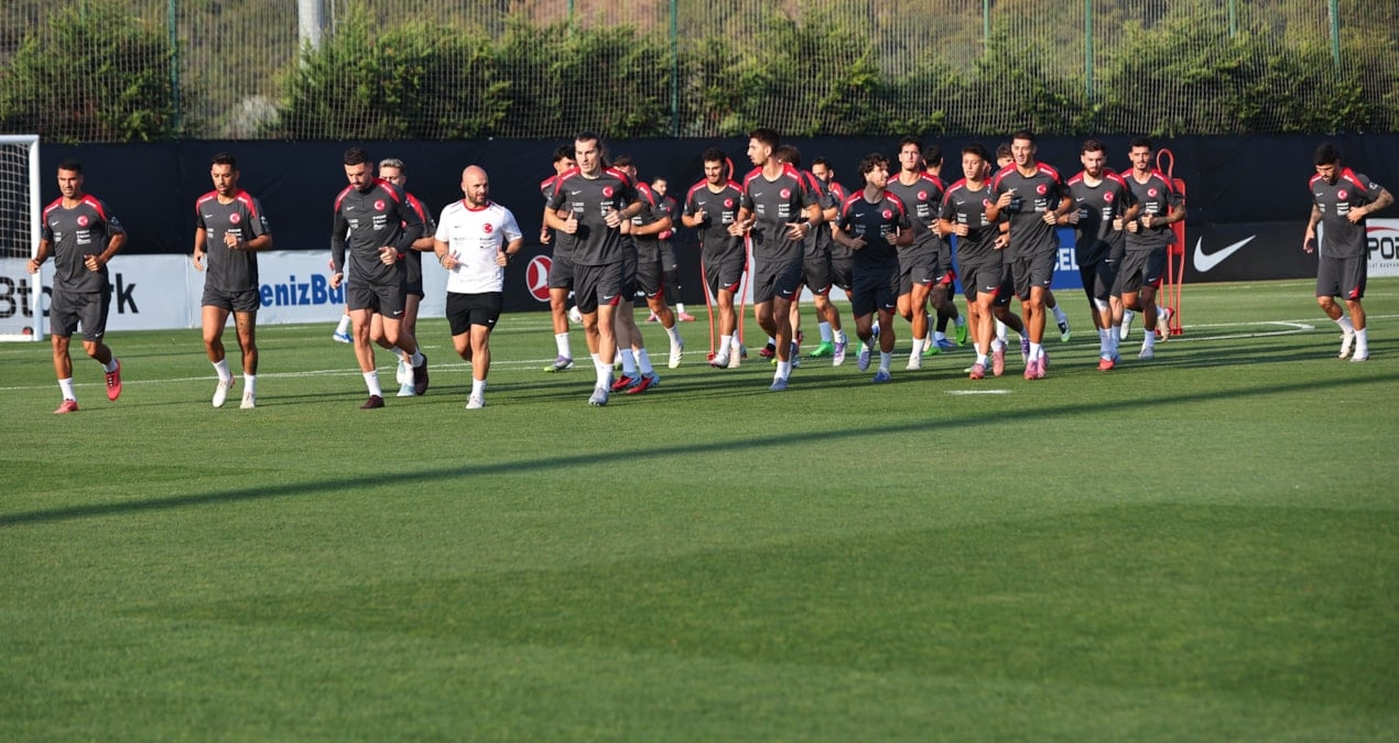 Milli komandaya üç ulduz futbolçu qoşuldu