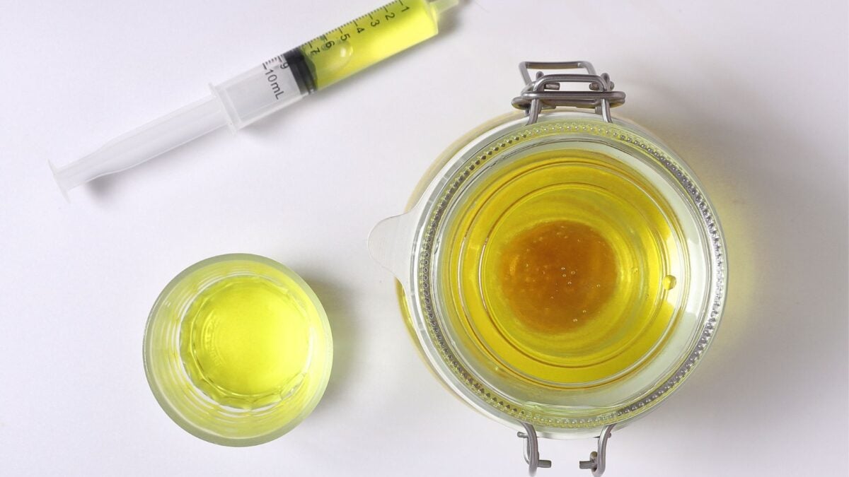 Alimlərdən MMS xəbərdarlığı: "Müalicəvi" dozalar zəhərlidir