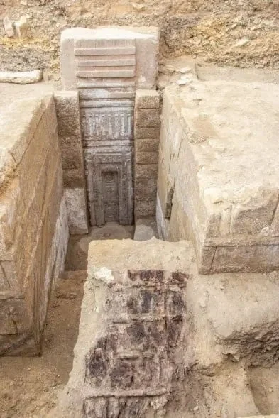 Misirdə Naməlum Şahzadənin Qəbrində Ağız Tapıldı: Axirətə Keçid