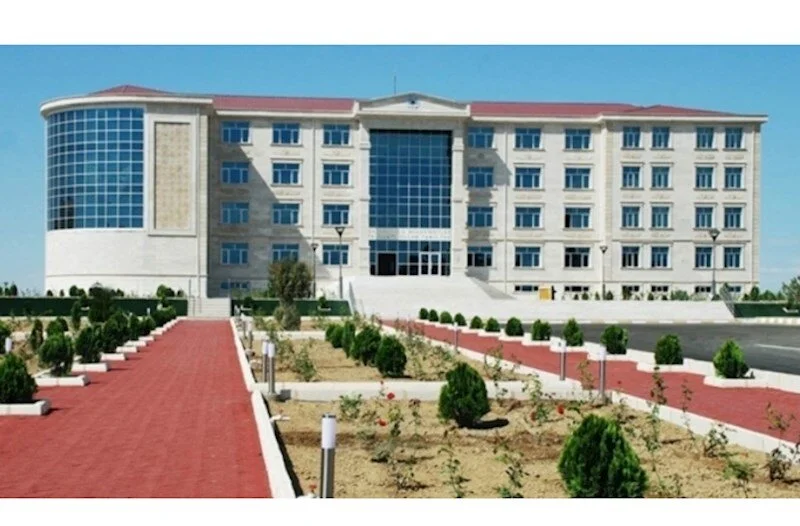 NDU-da böyük qalmaqal: Qiymətə cinsi əlaqə təklifi