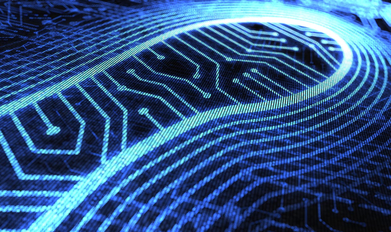 Rəqəmsal Ayaq İzlərinizi Nəzarətdə Saxlayın: Onlayn Nüfuzunuzu Necə Müdafiə Etməli?