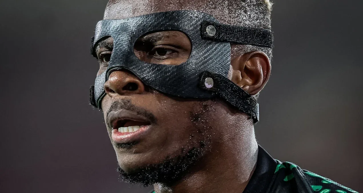 Osimhen zədələndi, azarkeşlər narahatdır