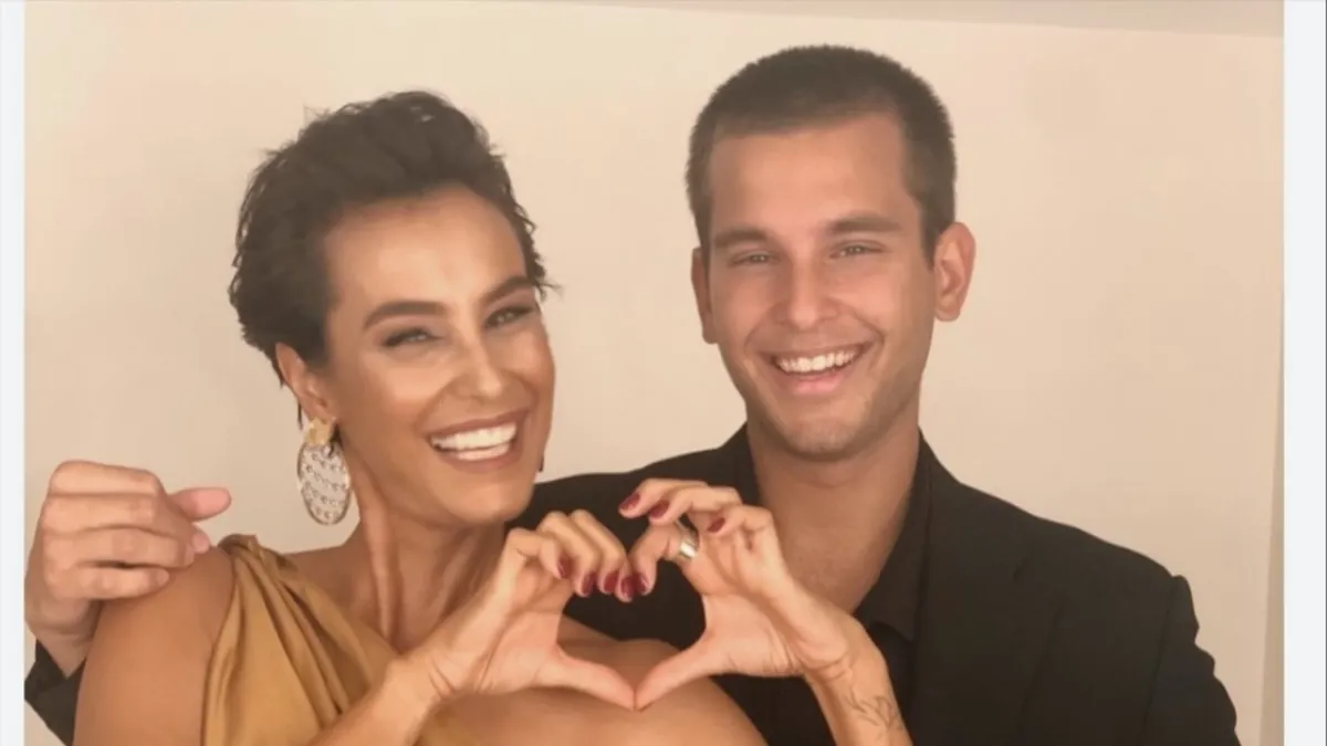 Arzum Onandan oğlunun doğum gününə təsirli mesaj: 'Hər nəfəsimdə...' Qalereya