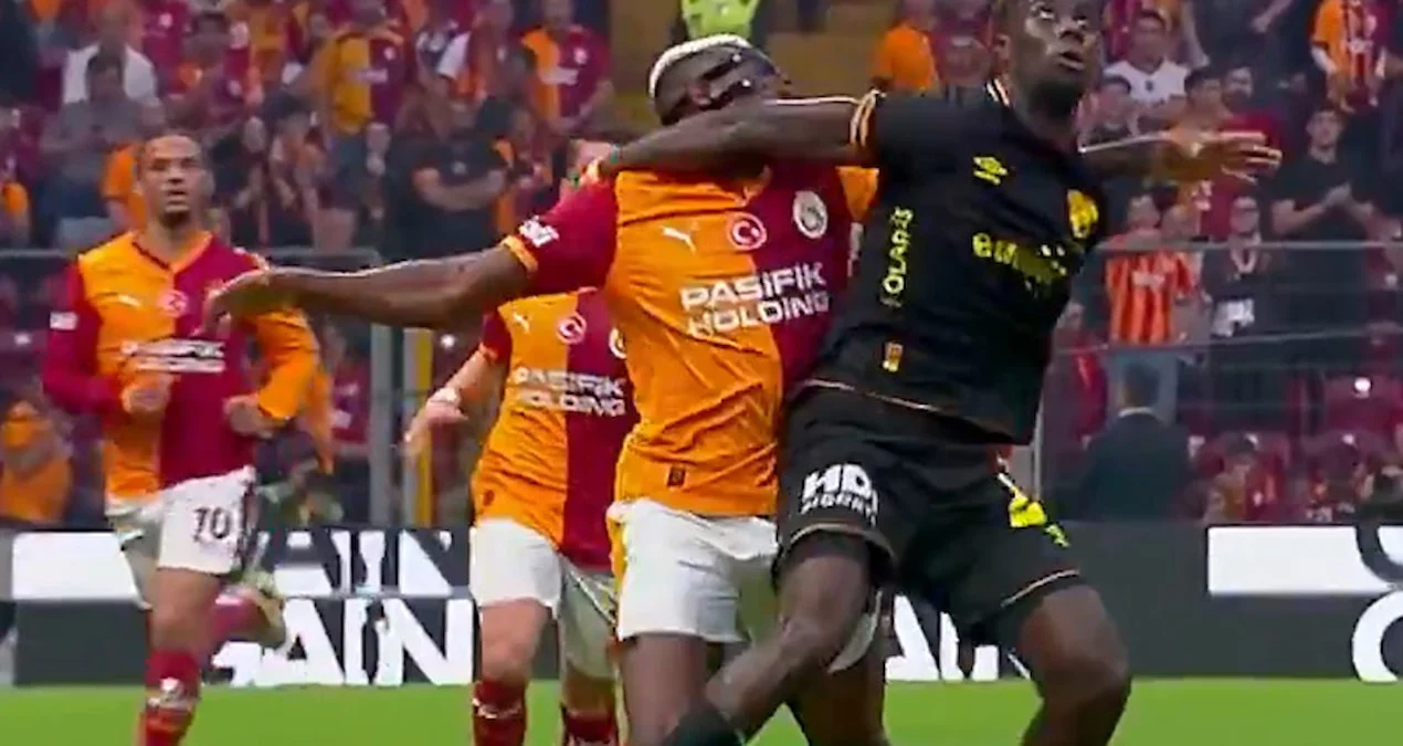 Qalatasaray-Göztepe matçında qırmızı kart