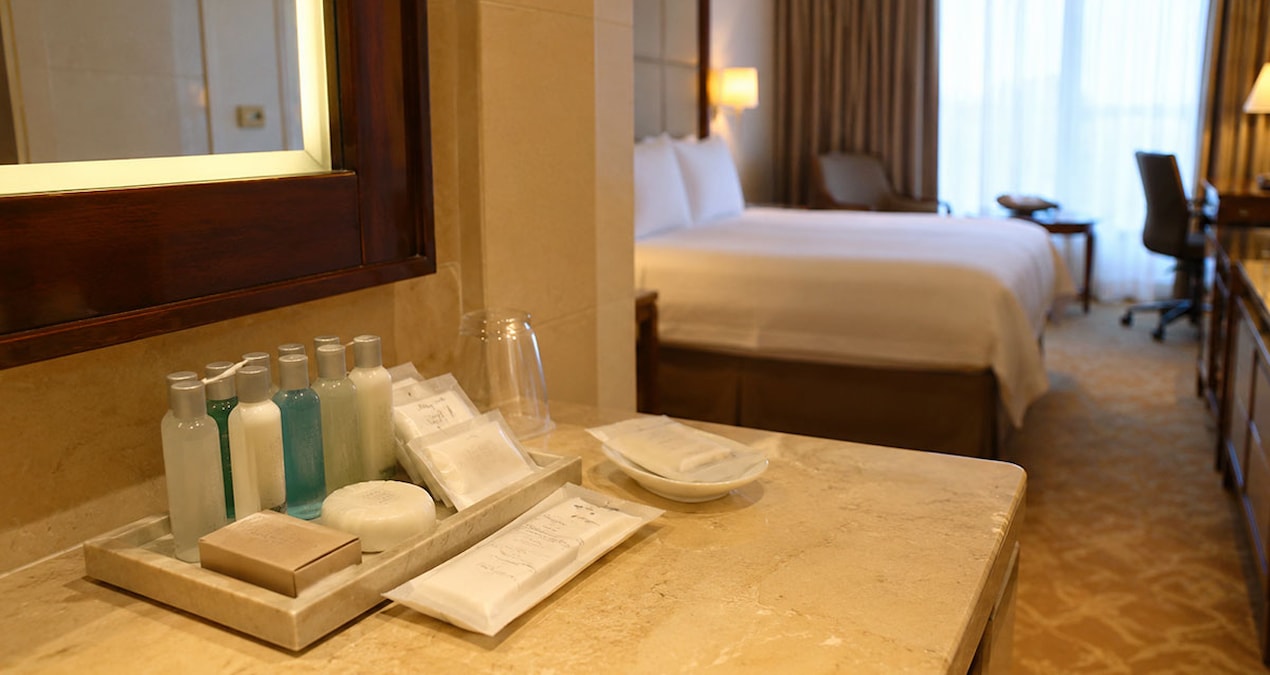 Avropa İttifaqında yeni mərhələ: Otel və restoranlarda sərt qadağalar tətbiq olunur