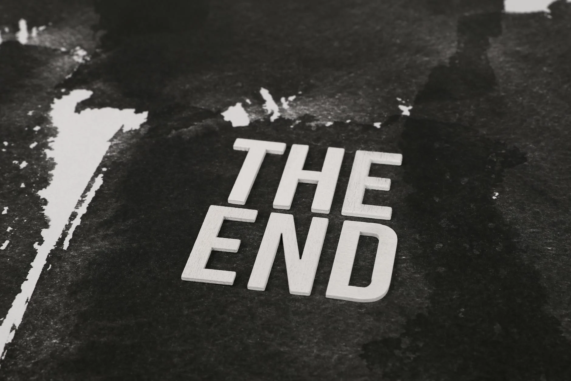 “İnci Taneleri” serialı finala çıxdı: Azəmin hekayəsi təsirli sonluqla yekunlaşdı