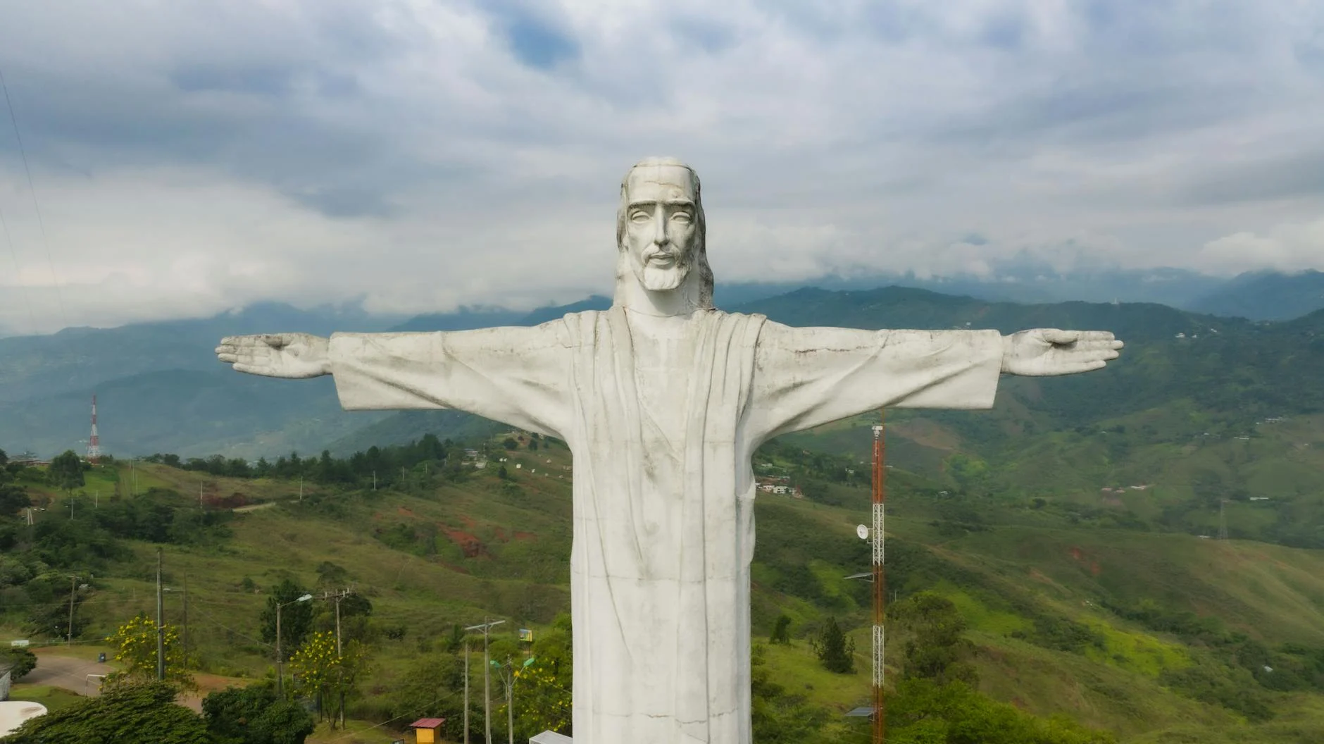 Rey Dalio 500 illik tarixi təhlil etdi: 'Böyük dövrün ən riskli mərhələsi başlayır'