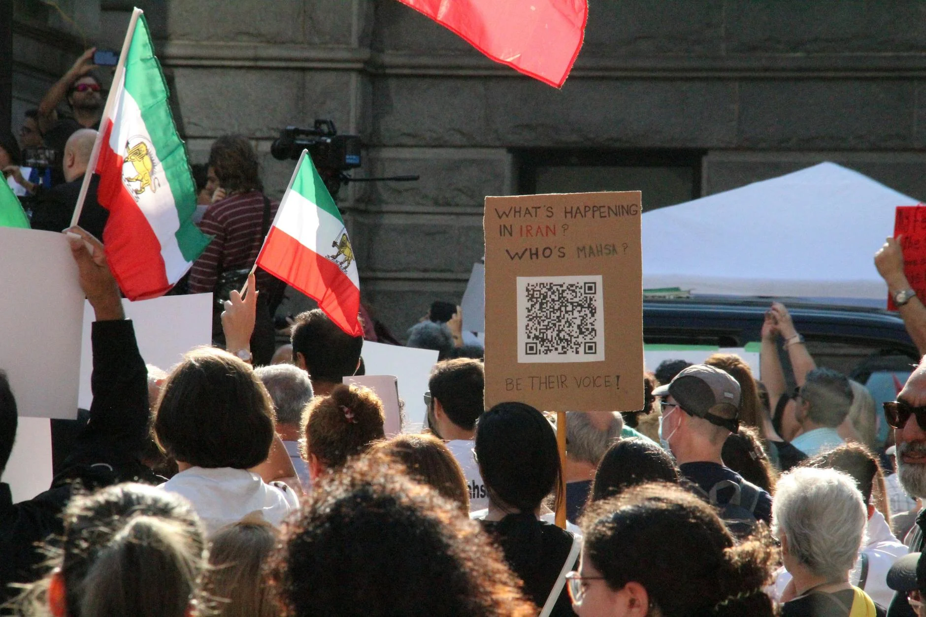 İran Səudiyyə Ərəbistanındakı ABŞ bazasına zərbə endirdi: Beş yanacaqdolduran təyyarəyə ziyan dəydi