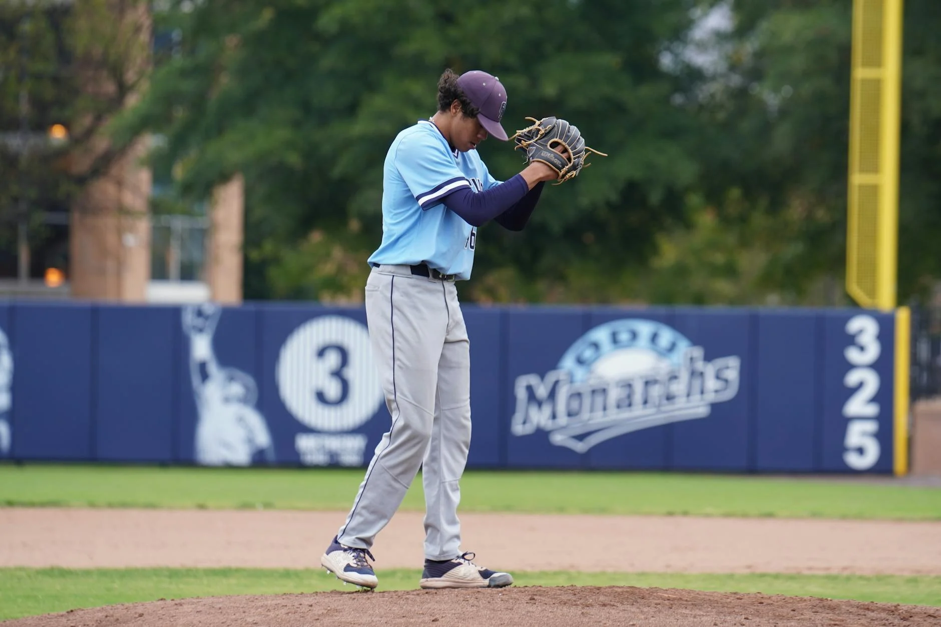 Old Dominion Universitetindəki faciə: Veteran pilot Şahın ölümü ölkəni yasa qərq etdi