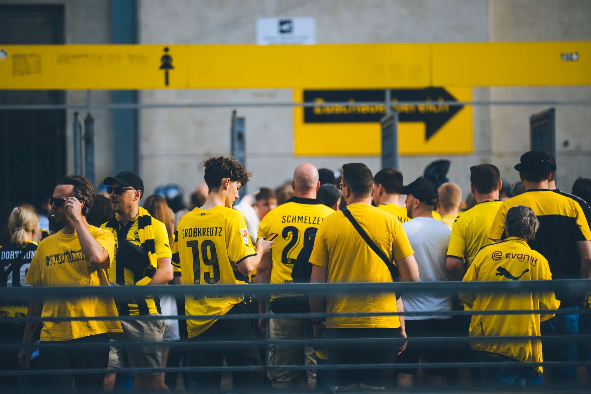 Arsenal Emirates Kubokunda Dortmund-a uduzdu: Müdafiə xəttində ciddi problemlər