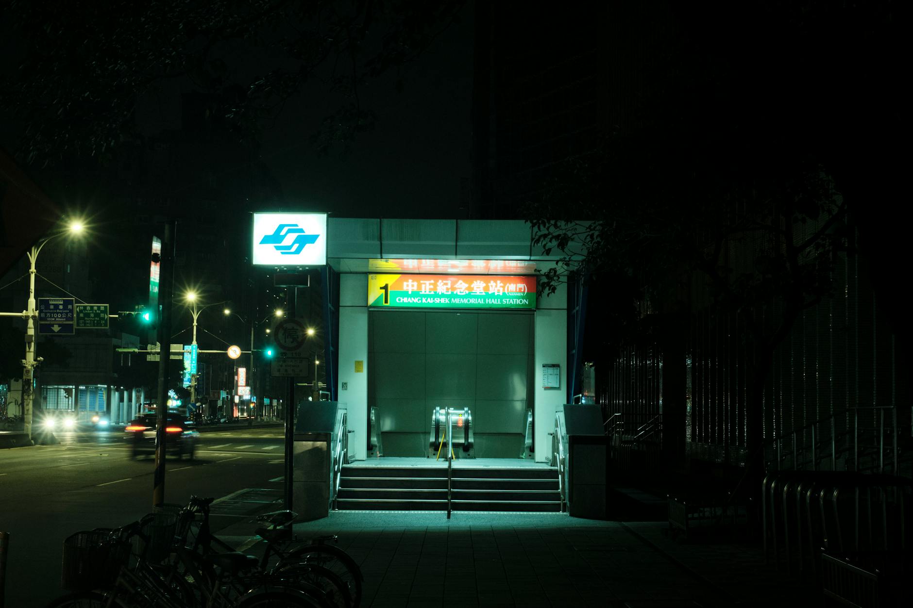 Alabama valisi tarixi addım atdı: Əsas qatil olmayan məhkumun edamı təxirə salındı