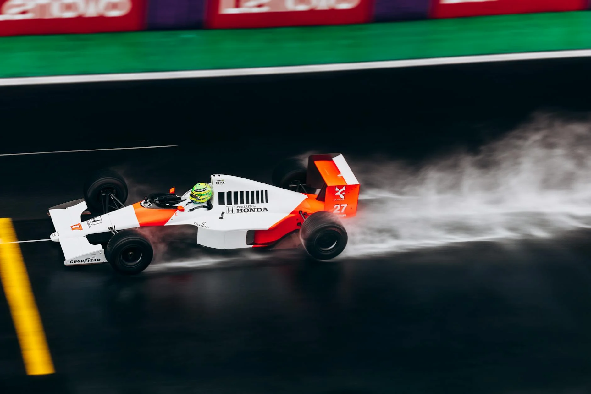 F1 azarkeşləri Çin Qran-Prisində Toto Volffun Hamiltona dəstəyindən sonra həyəcanlandı: Əsas məqamlar