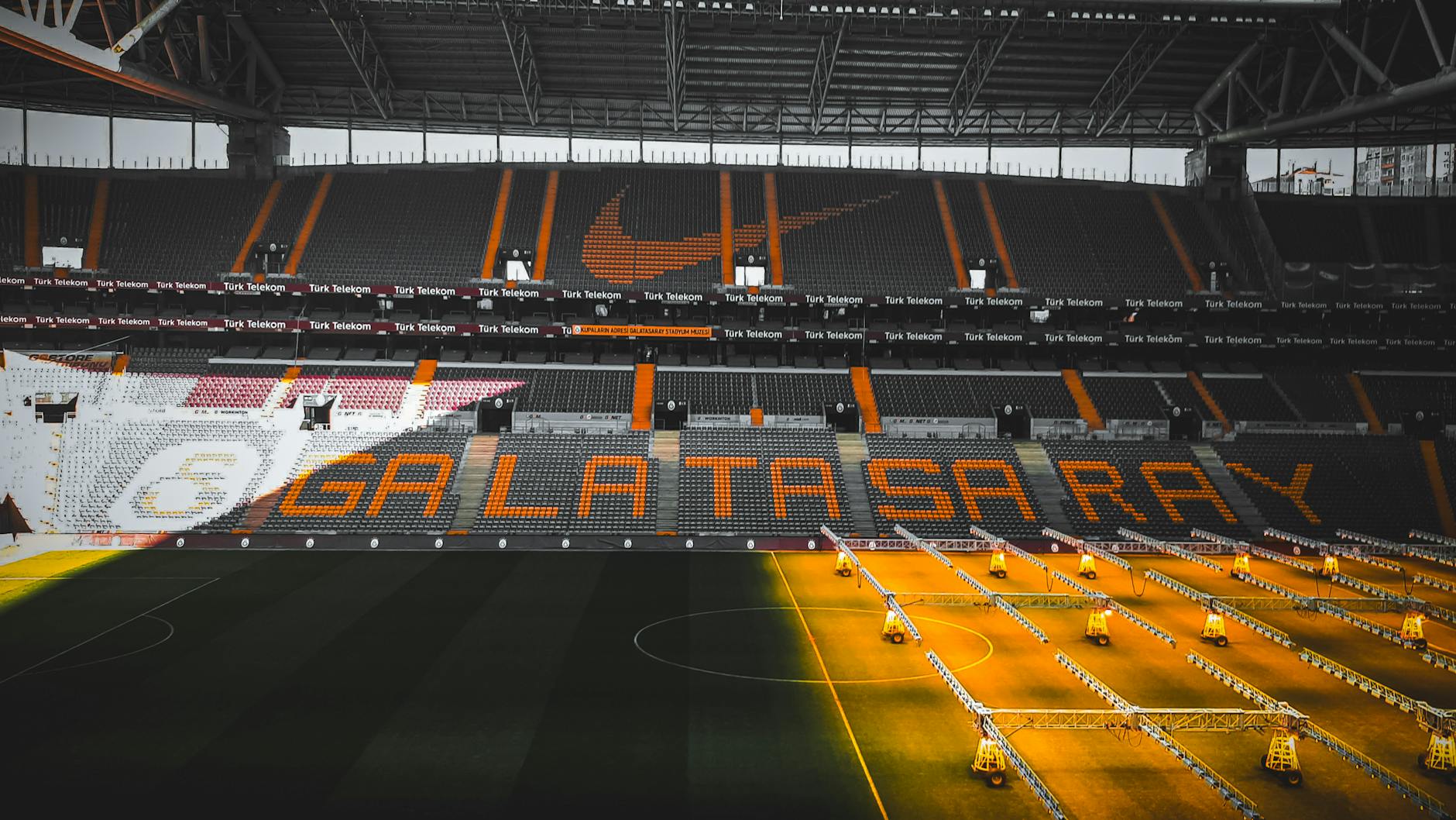 "Qalatasaray" "Liverpul"u məğlub etsə, UEFA-dan milyonlar qazanacaq.