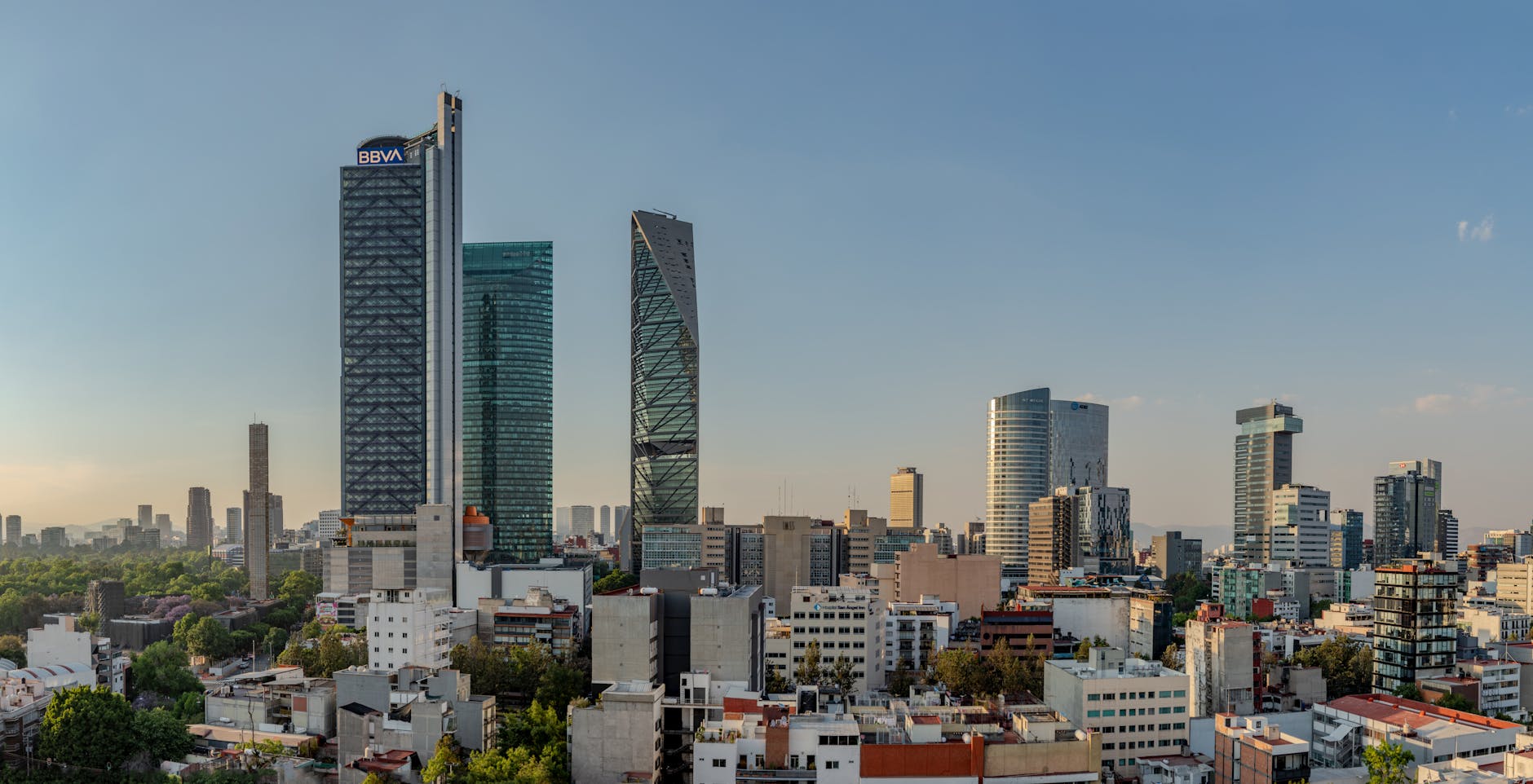 BBVA 2025-ci ilədək İspaniya biznesinə 100 milyard avro dəstək ayırmağı hədəfləyir