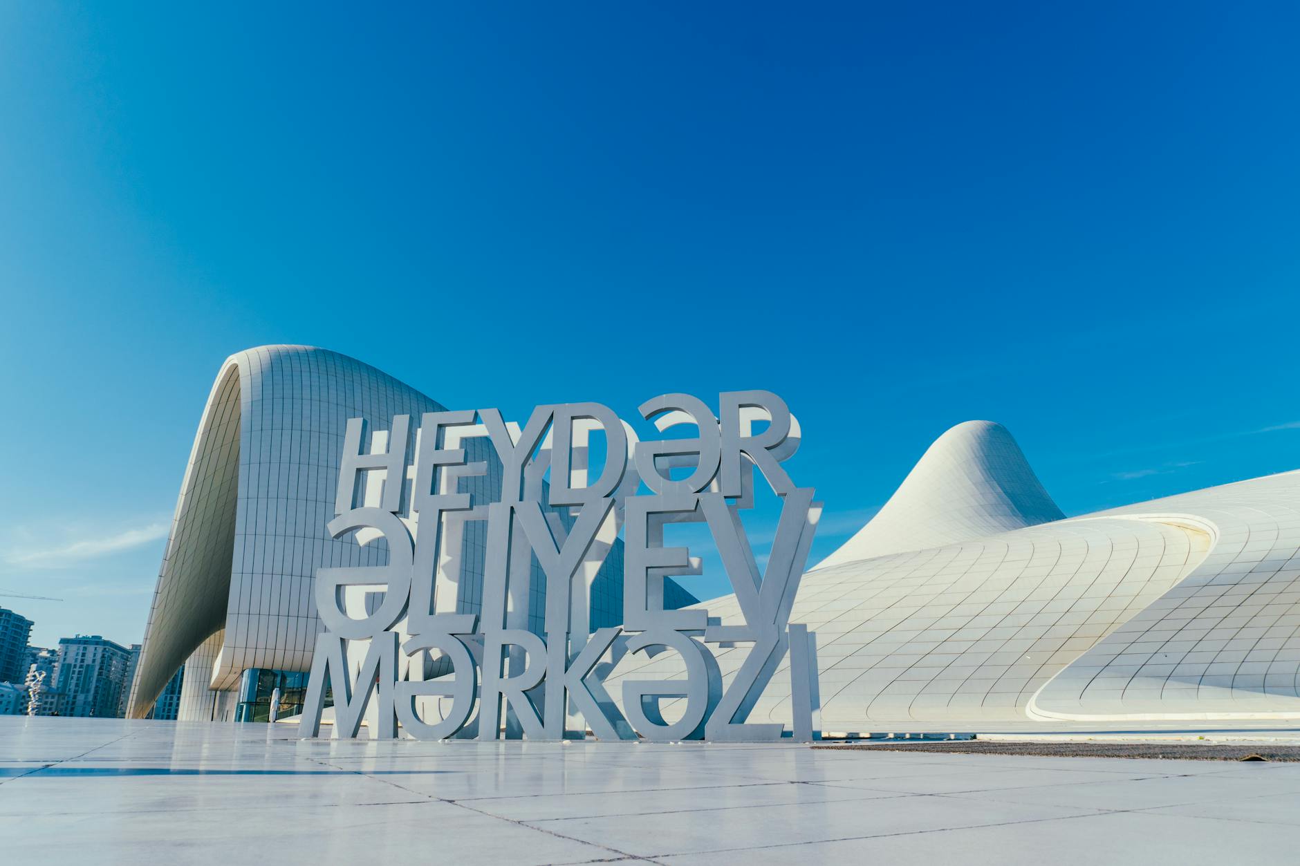 Yaxın Şərqdəki gərginliyin artması fonunda Çin qızıl ehtiyatları ilə strateji gediş edir