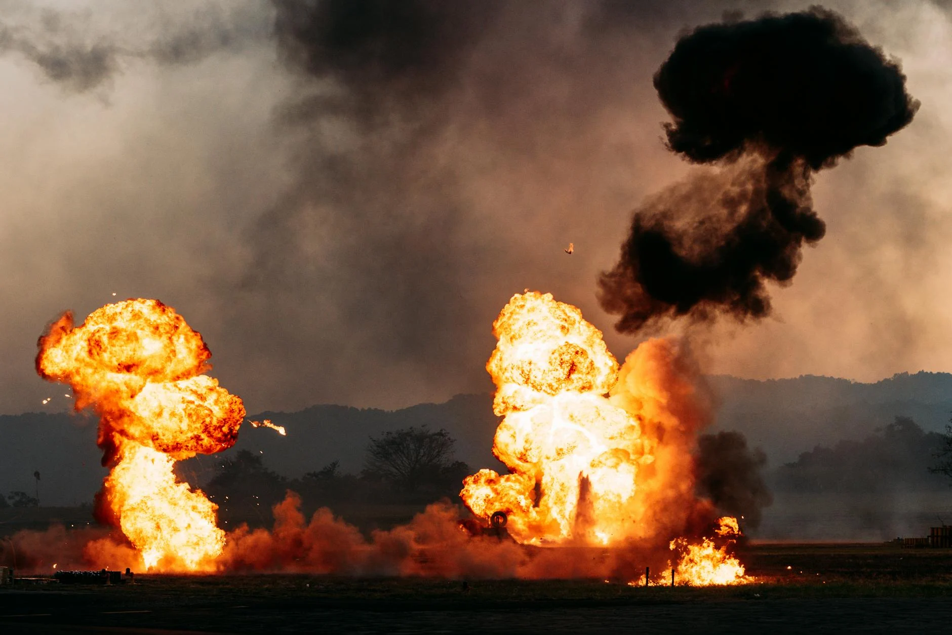 Hizbullahın raket hücumları İsrail müdafiəsini dəf etdi: Livan çətin seçimlə üzləşib
