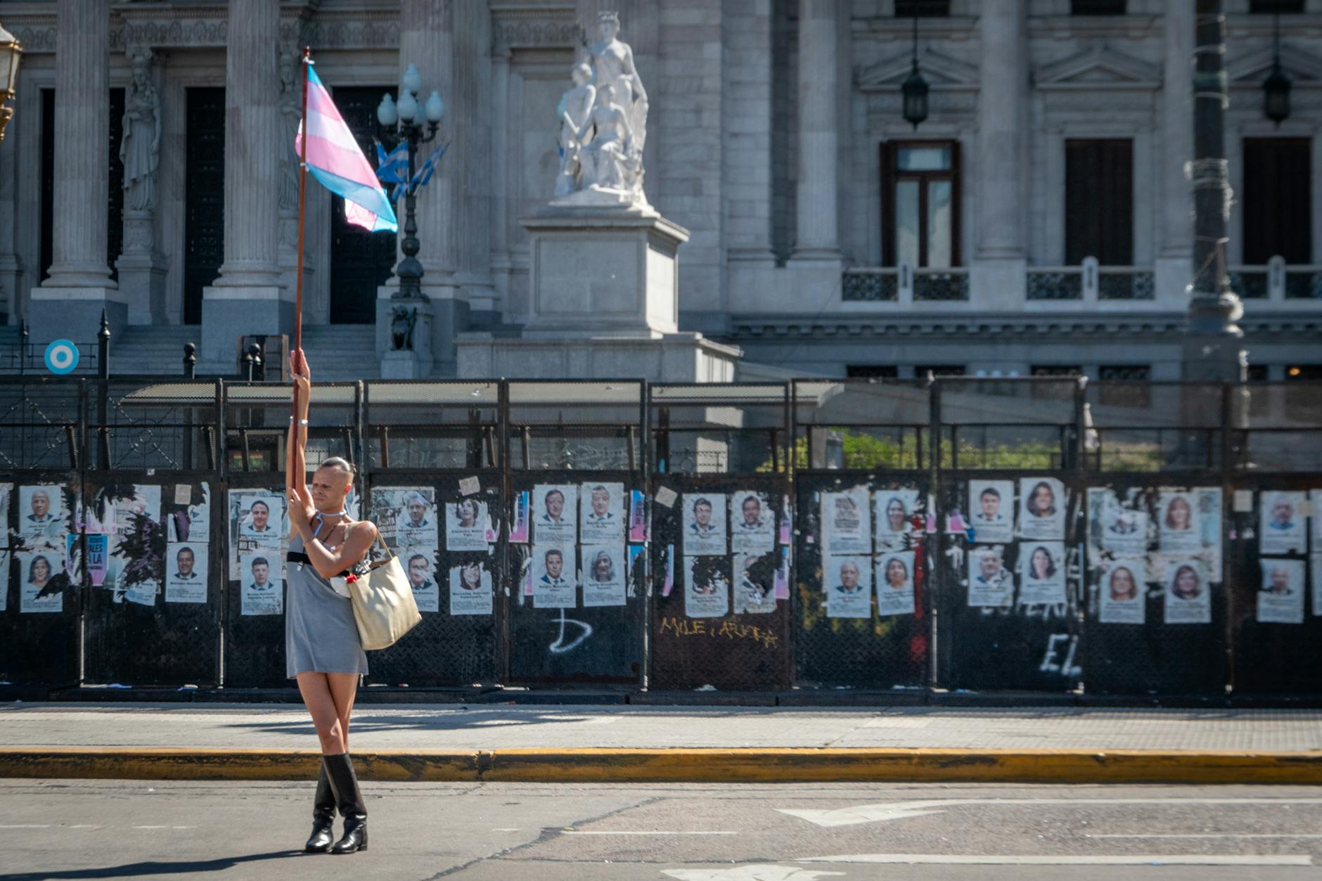 ABŞ Senatı transgender idmançıların qadın idmanında iştirakına qadağa qoyulması təklifini geri çevirdi