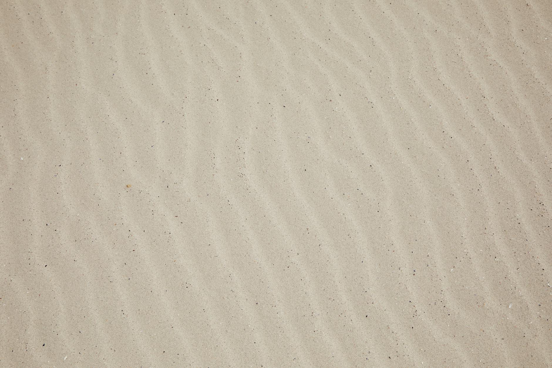 Klopp Real Madrid şayiələrini 'saçma' hesab etsə də, gələcək üçün qapını tam bağlamadı.