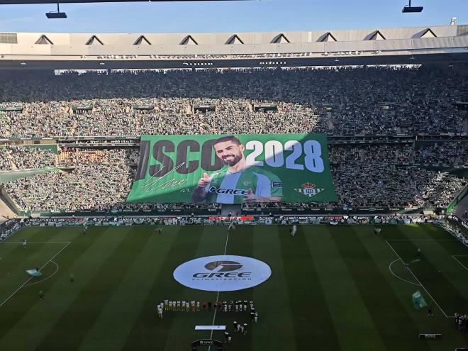 Betis İsko Alarkonla 2028-ə qədər müqaviləni tifo ilə elan etdi