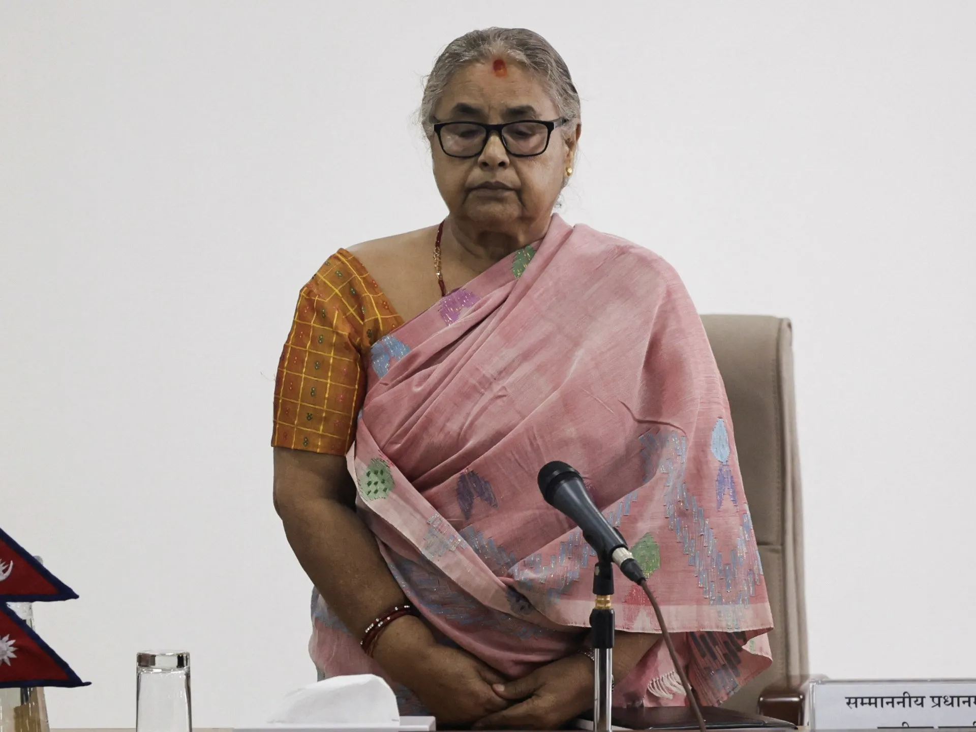 Nepal Baş naziri: Etirazçılara sakitlik, korrupsiyaya son vədi