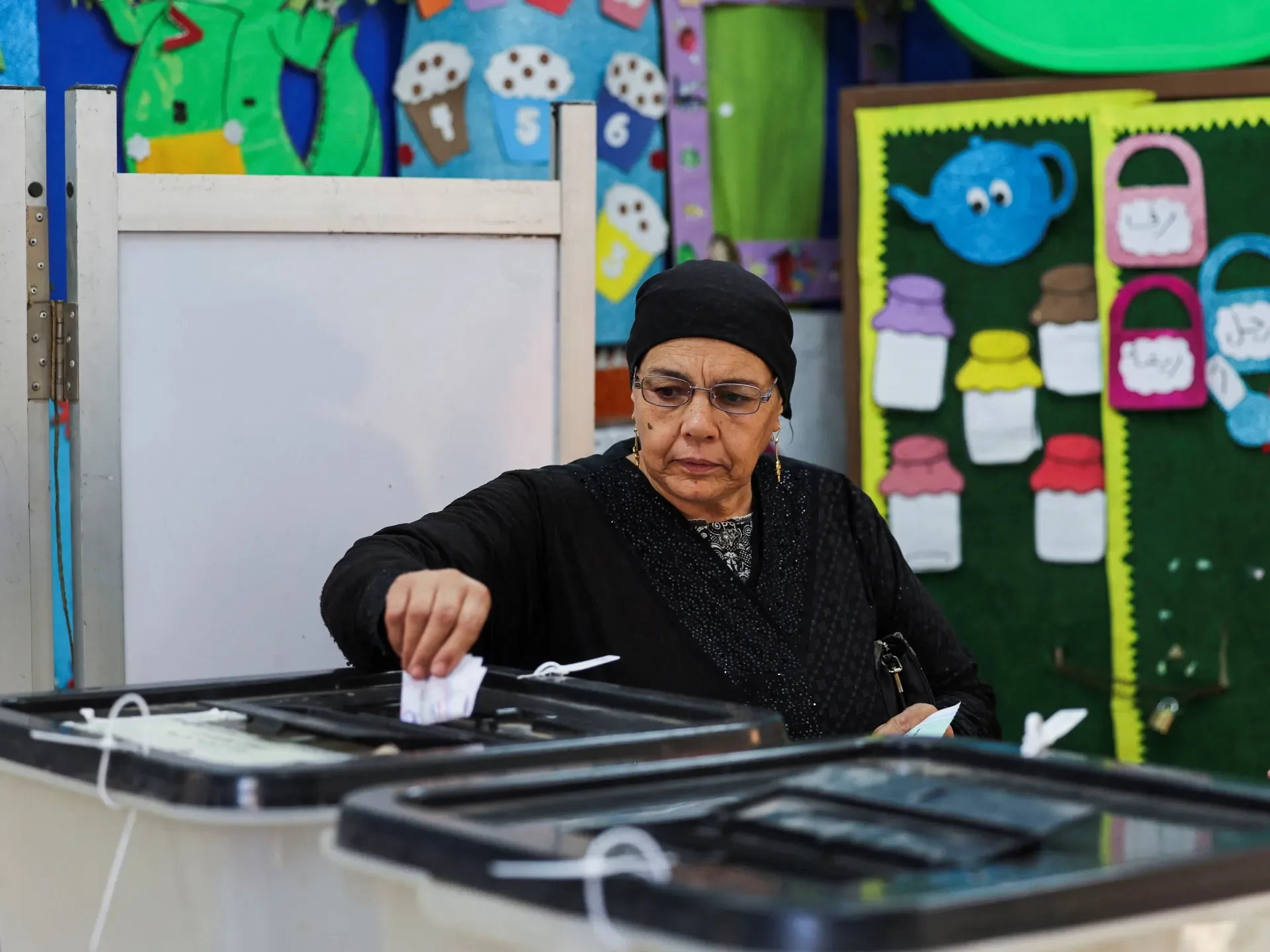 Misirdə parlament seçkiləri: Seçki yox, tamaşa